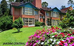 Apartamento Duplex, Climatizado, Próximo ao Lago
